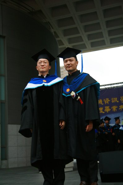 Graduate _111_