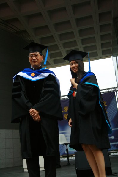 Graduate _116_