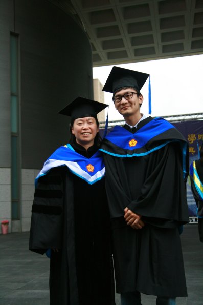Graduate _124_
