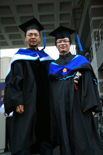 Graduate _154_