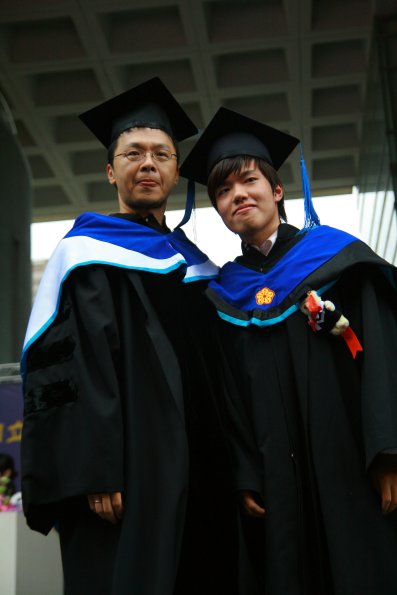 Graduate _157_