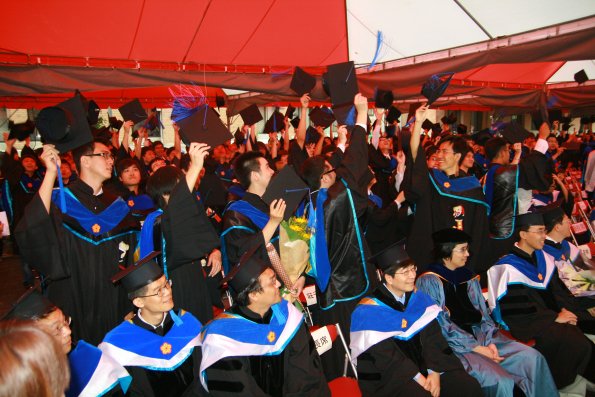 Graduate _166_