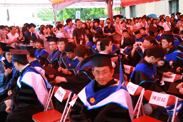 Graduate _28_