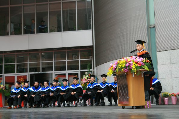 Graduate _2_