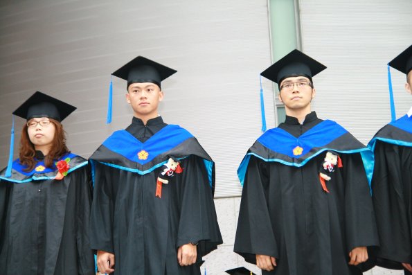 Graduate _68_
