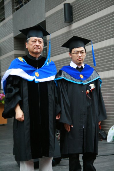 Graduate _84_