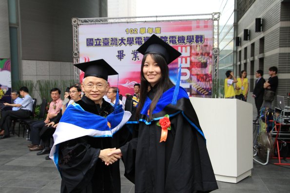 graduation2014_145_