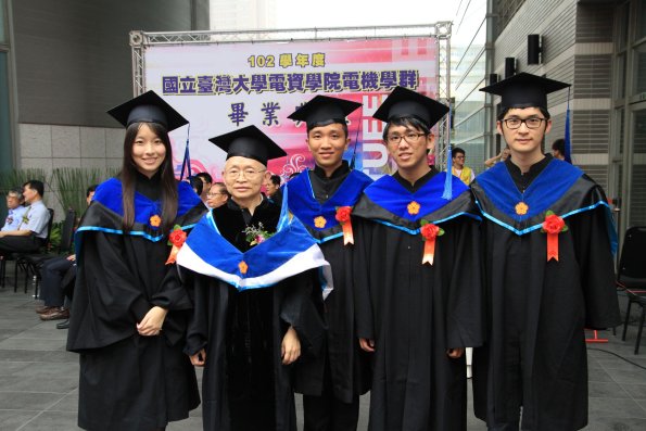 graduation2014_146_