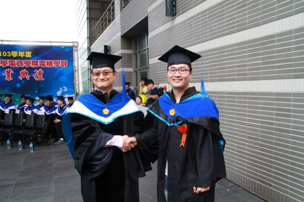 Graduation2015_210