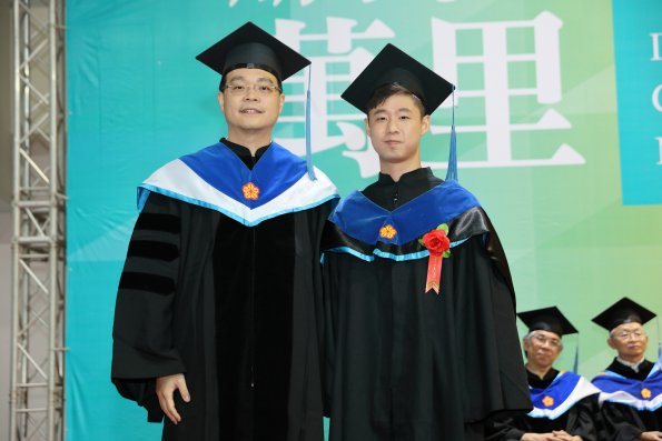 2X5A5908
