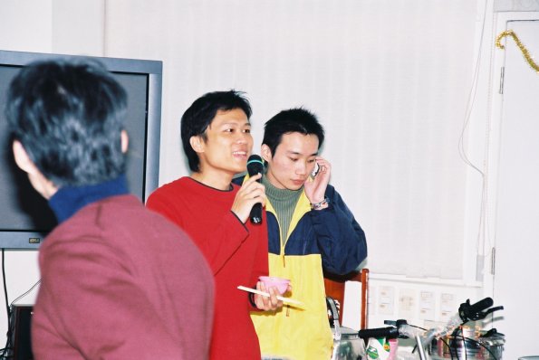 F1020032