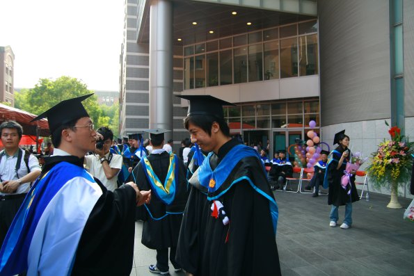 _q_H_______Wu 242