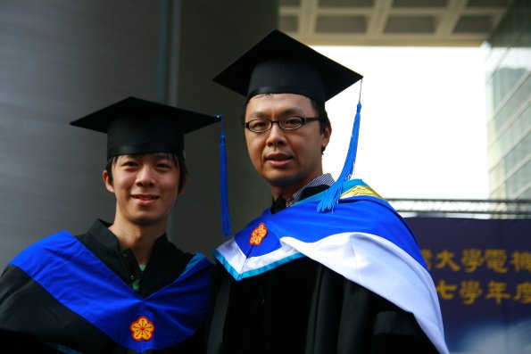 _q_H_______Wu 295